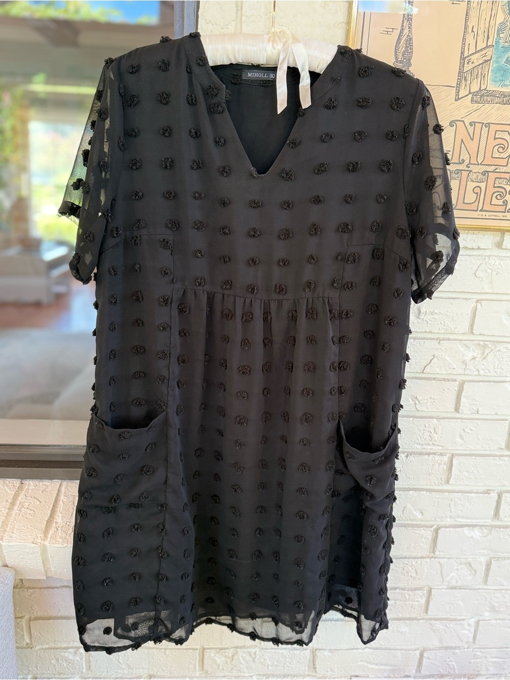 Miholl Black Swiss Dot Shift Dress Short Sleeve V-Neck Pockets Boho XL